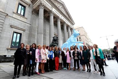 Plan International en España ha lanzado este miércoles 10 de octubre la campaña #UnaLeonaEnElCongreso dentro de la iniciativa 'Girls get equal' para promover la igualdad real para niñas y jóvenes.