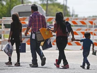 La orden cautelar de un juez de San Diego obliga a devolver a sus padres en 30 días a todos los niños separados por el Gobierno de Trump