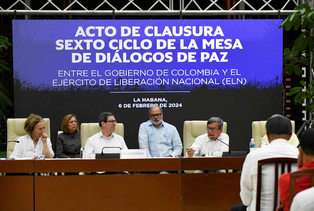 El Gobierno de Colombia y la guerrilla del ELN prolongan por seis meses ...