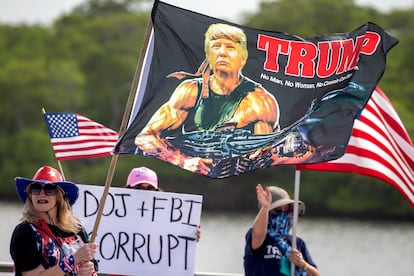 Trump supporters protest the search of the former president's mansion in Palm Beach, Florida, on August 9.