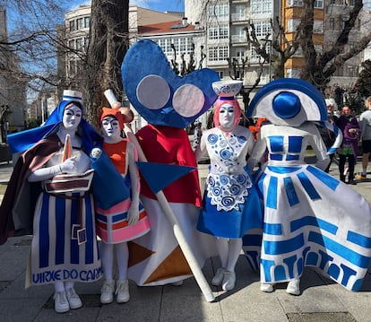 Miembros de la comparsa, en A Coruña el pasado sábado, en una imagen cedida.