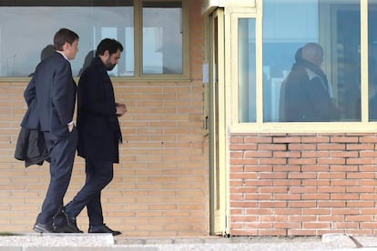 El presidente del Parlamento de Cataluña, Roger Torrent, a su llegada a la prisión Soto del Real este lunes.