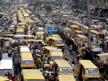 Tráfico en Lagos, Nigeria / Venturesafrica
