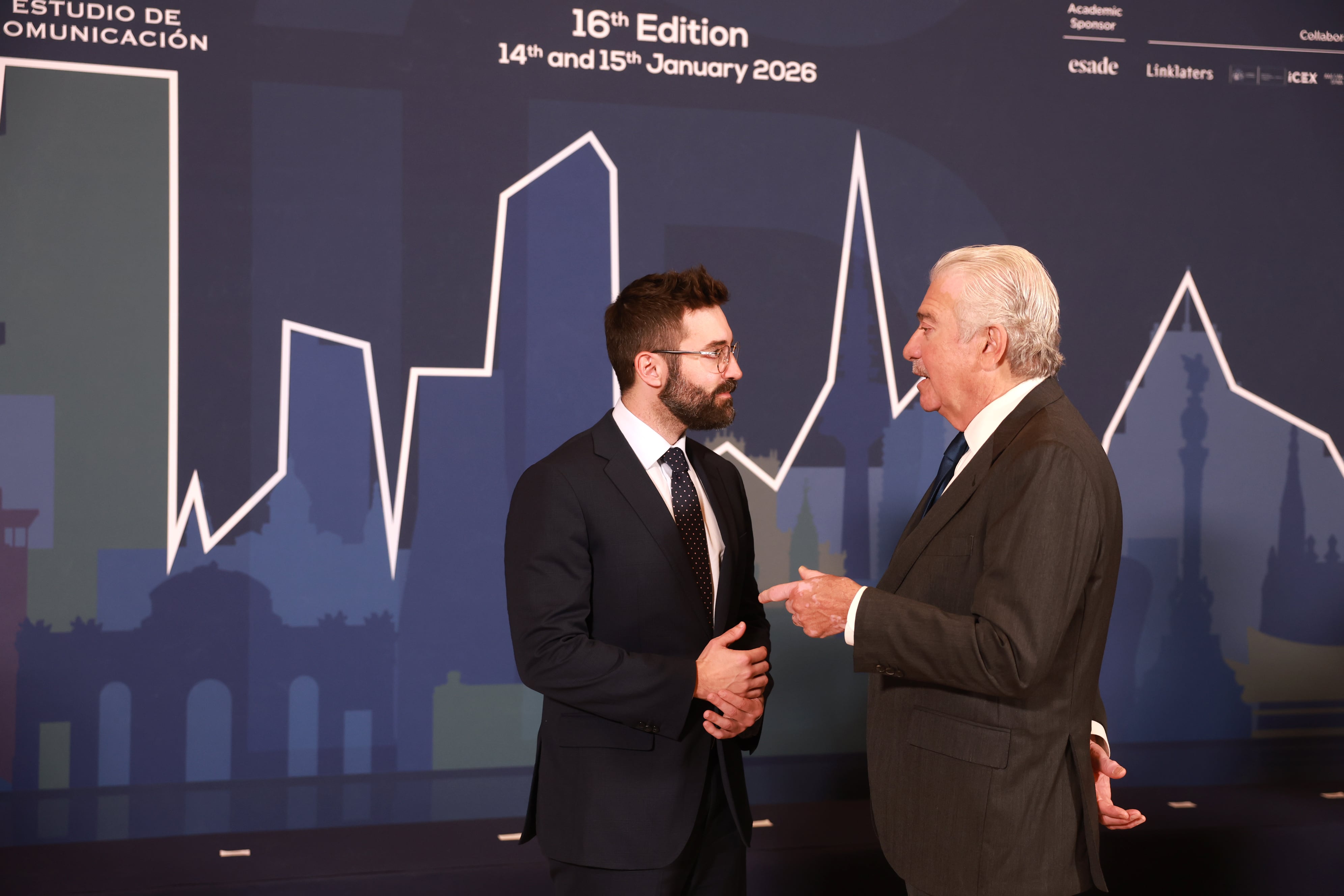 El Gobierno apela al “sentido común” de la inversión en transición energética verde frente a la inestabilidad global