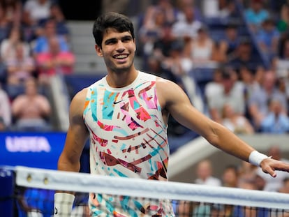 Carlos Alcaraz of Spain reacts to Matteo Arnaldi of Italy on day eight of the 2023 U.S. Open.