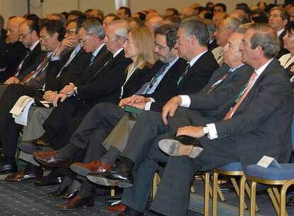 Algunos de los asistentes a la conferencia de José Luis Rodríguez Zapatero en la reunión del Círculo de Economía, en Sitges.