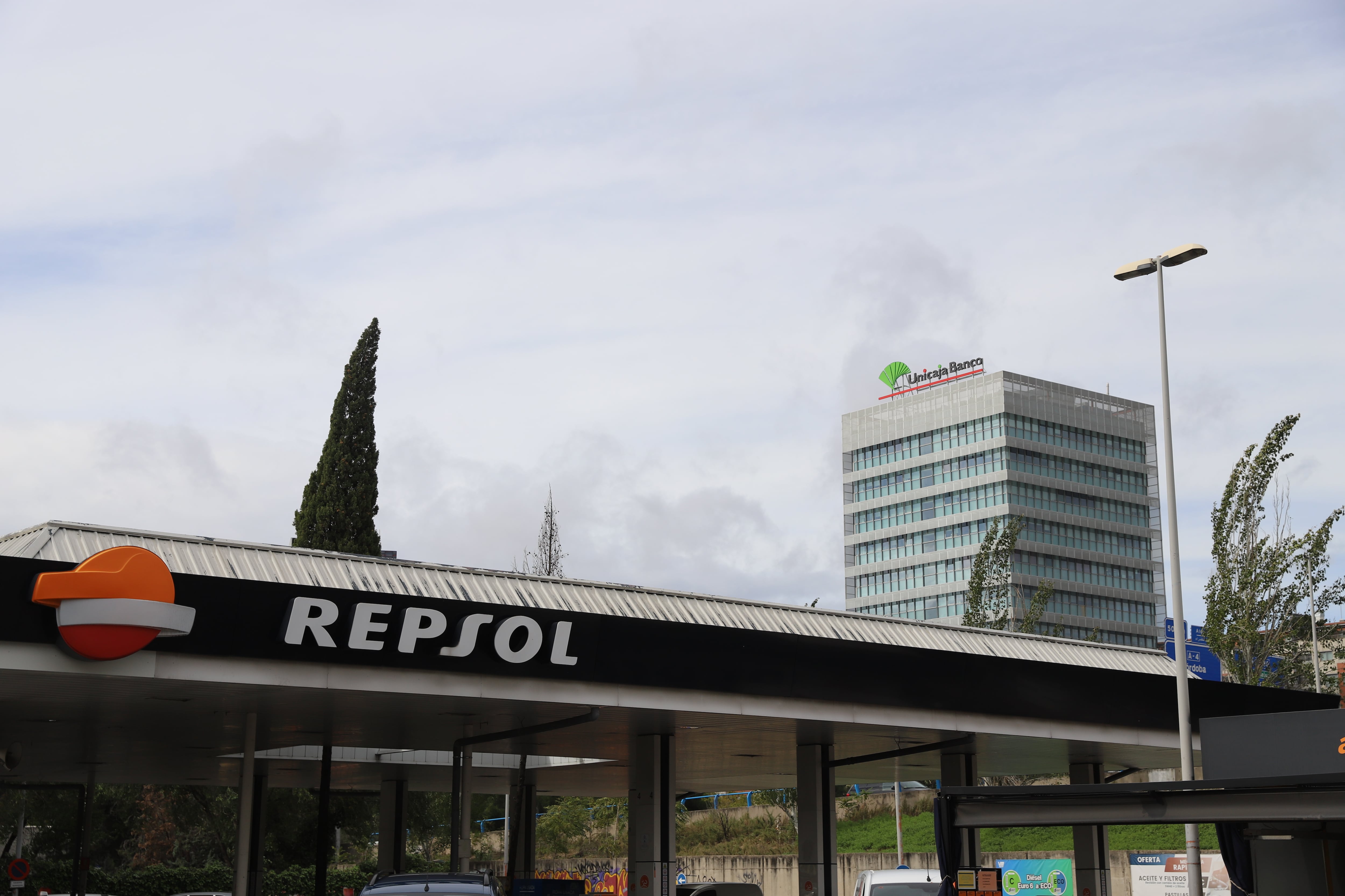 Una gasolinera operada por Repsol.