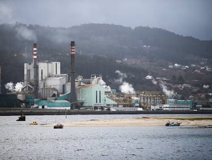 Factoría de Ence en la ría de Pontevedra. 