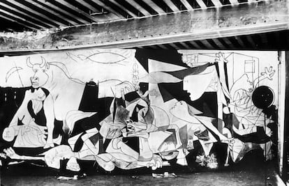 Imagen del 'Guernica' tomada por Dora Maar en una fase avanzada.