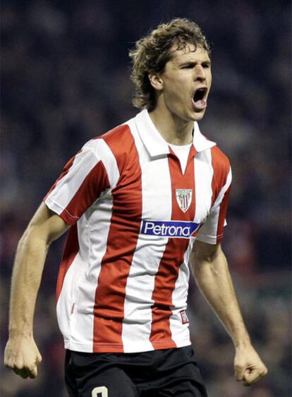 Llorente celebra un gol contra el Málaga el pasado sábado.