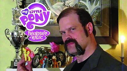 Dustykatt: macho y 'bronie'
