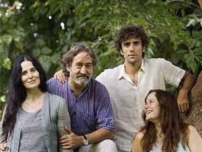 De izquierda a derecha, Montserrat Figueras, Jordi Savall, Ferran Savall y Ariadnna Savall.
