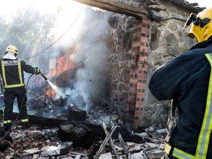 Las imágenes de la explosión en un almacén de pirotecnia en Tui