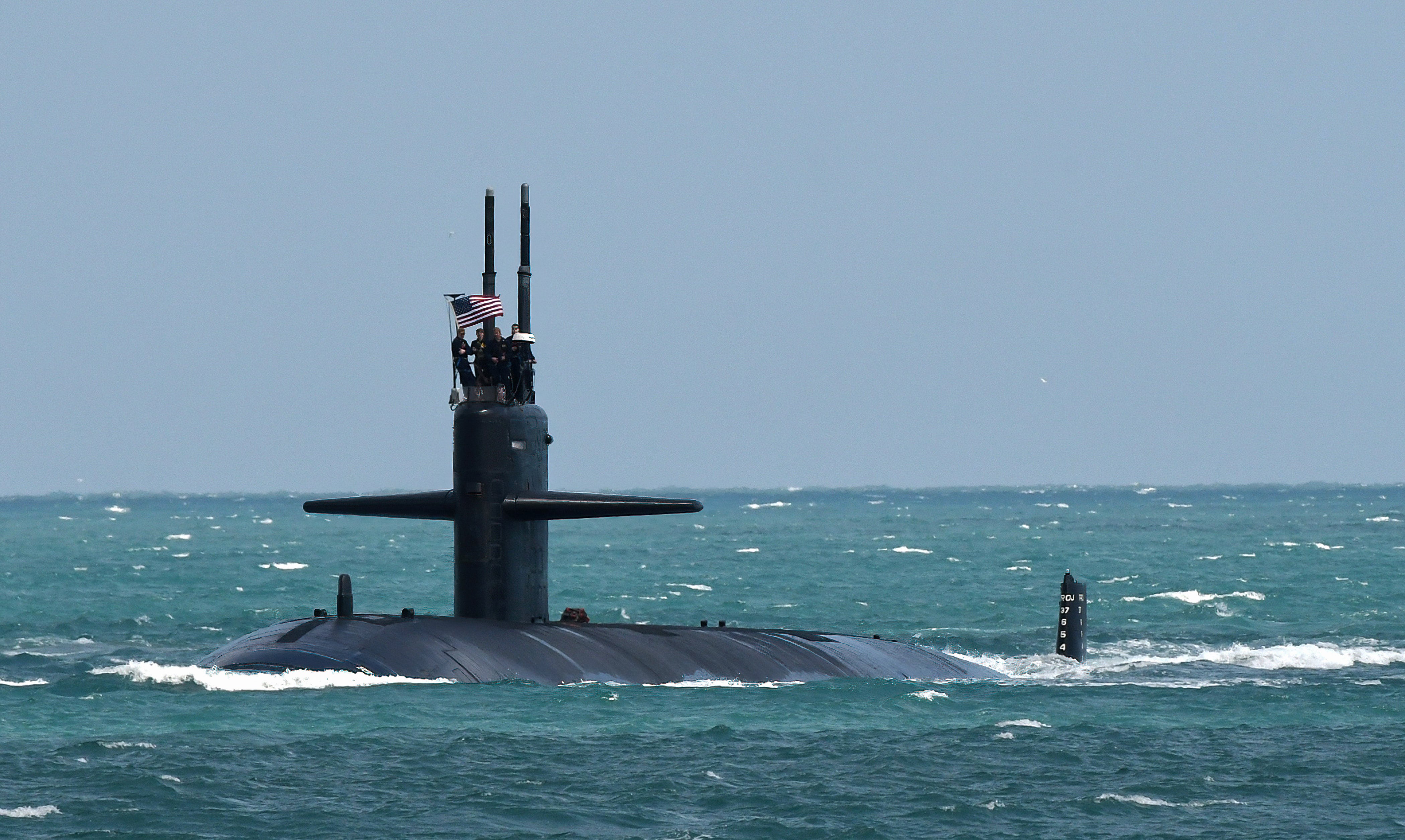Trump envía dos submarinos nucleares a zonas cercanas a Rusia