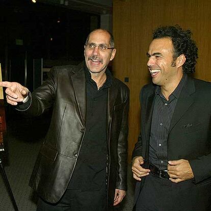 Guillermo Arriaga (izquierda) y Alejandro González Iñárritu.