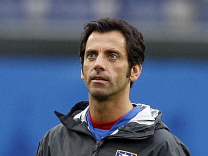 Quique Flores en el Hamburgo Arena.