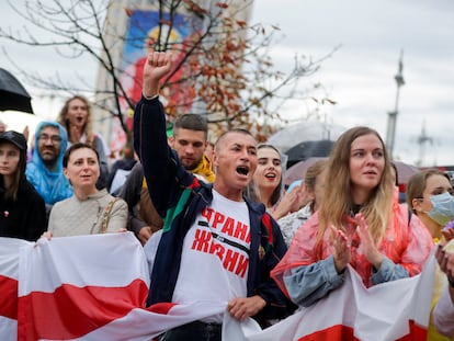 Protesta contra Lukashenko, este martes en Minsk.