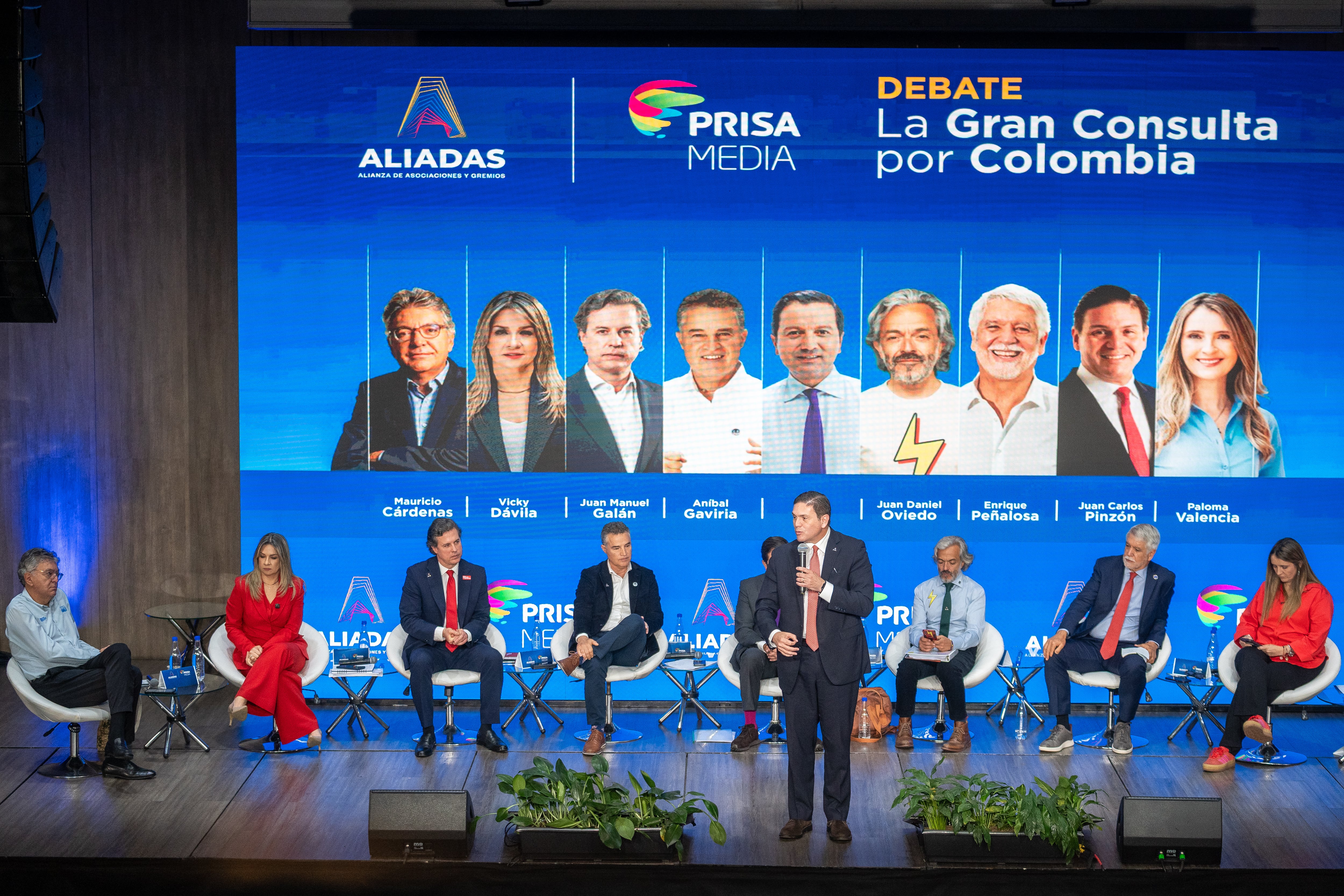Debates presidenciales y debacle nacional (I)