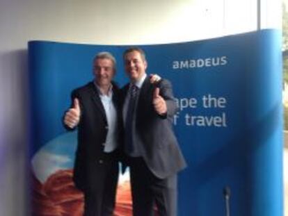 Michael O&rsquo;Leary, consejero delegado de Ryanair, junto a Holger Taubmann, directivo de Amadeus.