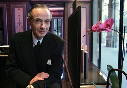 El creador de perfumes Serge Lutens en París en 2007, en una de las escasas imágenes que existen de él.