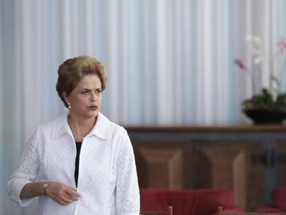 A presidenta afastada Dilma Rousseff, em entrevista com ve&iacute;culos estrangeiros no Pal&aacute;cio do Alvorada, nesta sexta-feira.