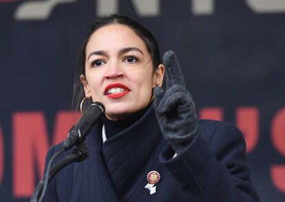 Alexandria Ocasio-Cortez en una manifestación de mujeres en Nueva York, el 19 de enero.