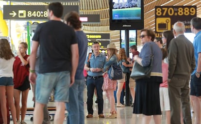 La T4 de Barajas, este domingo.