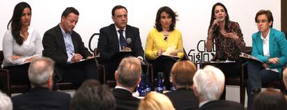 Debate entre los portavoces en el Ayuntamiento de Madrid Bego&ntilde;a Villac&iacute;s, I&ntilde;igo Henriquez de Luna, Rita Maestre y Purificacion Causapie moderado por Vicente Olaya y Paloma Segrelles.
 