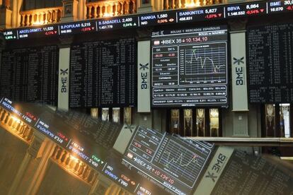 Vista del panel de cotizaci&oacute;n de la Bolsa de Madrid 