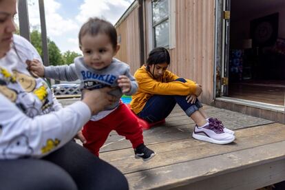 En seis meses han ingresado a Estados Unidos 47.729 menores no acompañados, una cifra que supera el total de arribos durante 2020 y rebasa la mitad de ingresos de niños y adolescentes solos para 2019 (80.634). 