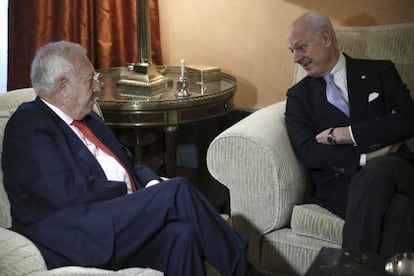 Margallo amb l'enviat especial de l'ONU per a Síria, Staffan de Mistura.
