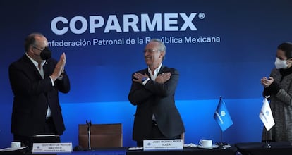 El nuevo presidente de la Coparmex, José Medina Mora (centro), este jueves.