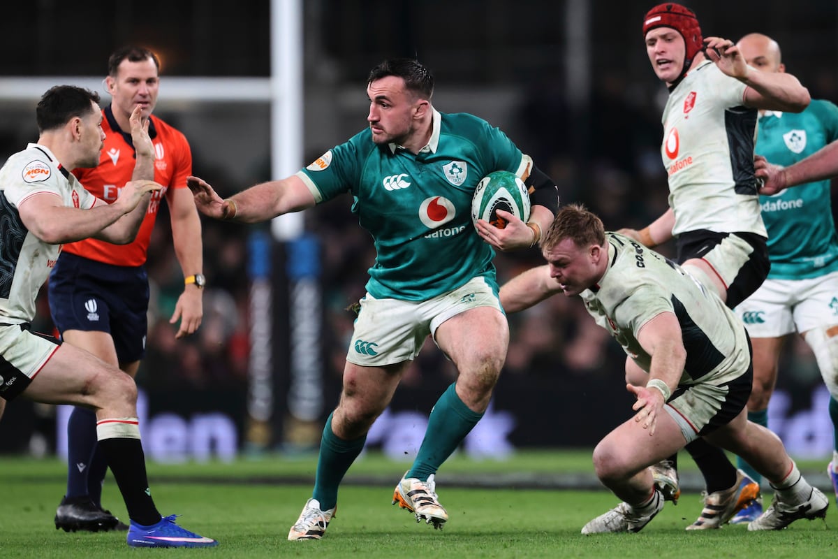 Irlanda gana sin brillo a Gales y complica a Francia las cuentas para el título