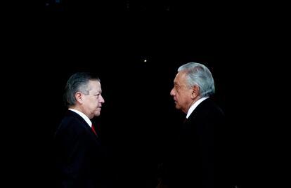 Arturo Zaldívar con Andrés Manuel López Obrador, en diciembre de 2021.