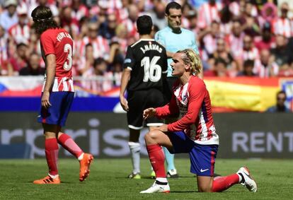 El francés Griezmann tras una jugada.