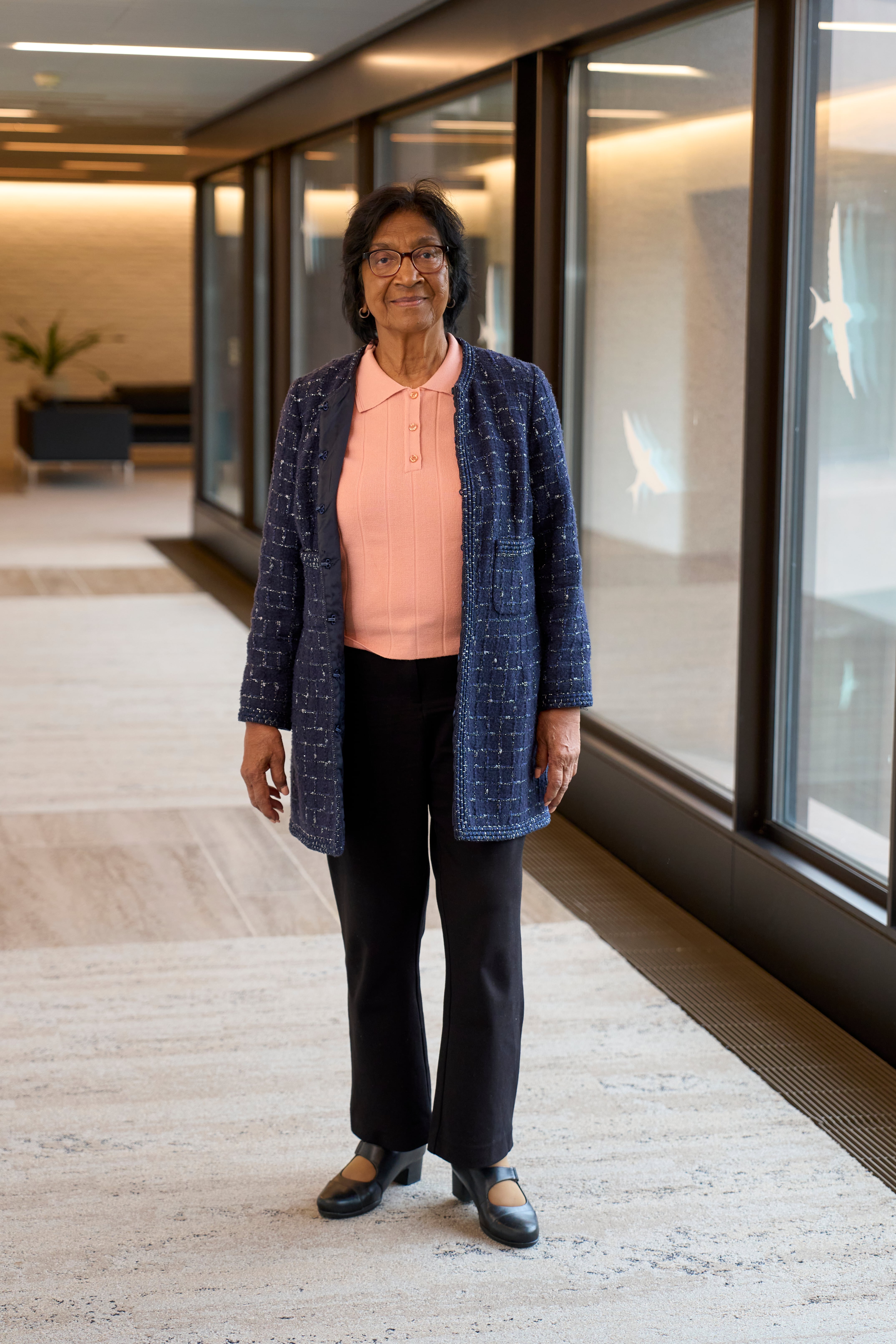 Navi Pillay, premio Nobel de la Paz, en el complejo del Palacio de la Paz (La Haya), este lunes.