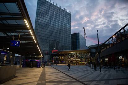 La estación principal de Viena al amanecer.