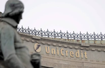 En la imagen, logo de la compañia de crédito europea Unicredit.