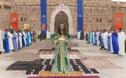 La presentadora Raquel Sánchez Silva, en una localización de Marruecos.