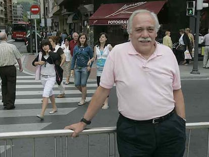 Germán López, concejal del PP en Ondarroa, en una calle de Bilbao.