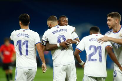 Asensio, Benzema, Alaba, Rodrygo y Valverde celebran un gol ante el Mallorca.