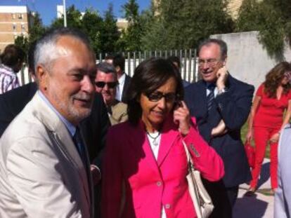 Griñán y Rosa Aguilar, esta mañana en un acto celebrado en Córdoba.