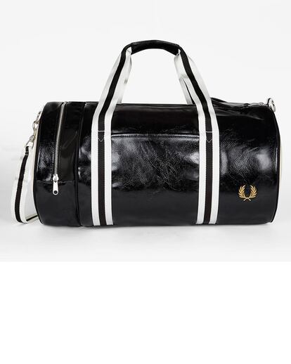 Bolsa de deporte de Fred Perry. (75 euros).