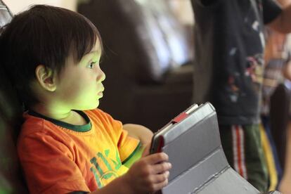 Los niños están muy familiarizados con el uso de las tecnologías.