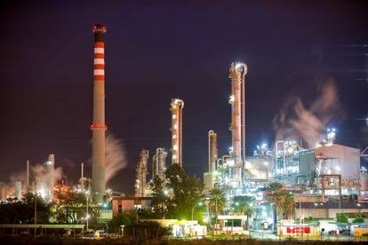 Refiner&iacute;a de Cepsa en San Roque (C&aacute;diz)