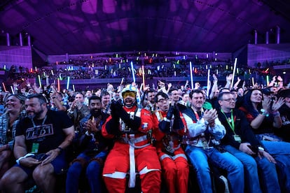 Los fans en la 'Star Wars Celebration de Japón, el viernes 18 de abril, en Chiba (Japón).