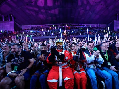 Los fans en la 'Star Wars Celebration de Japón, el viernes 18 de abril, en Chiba (Japón).