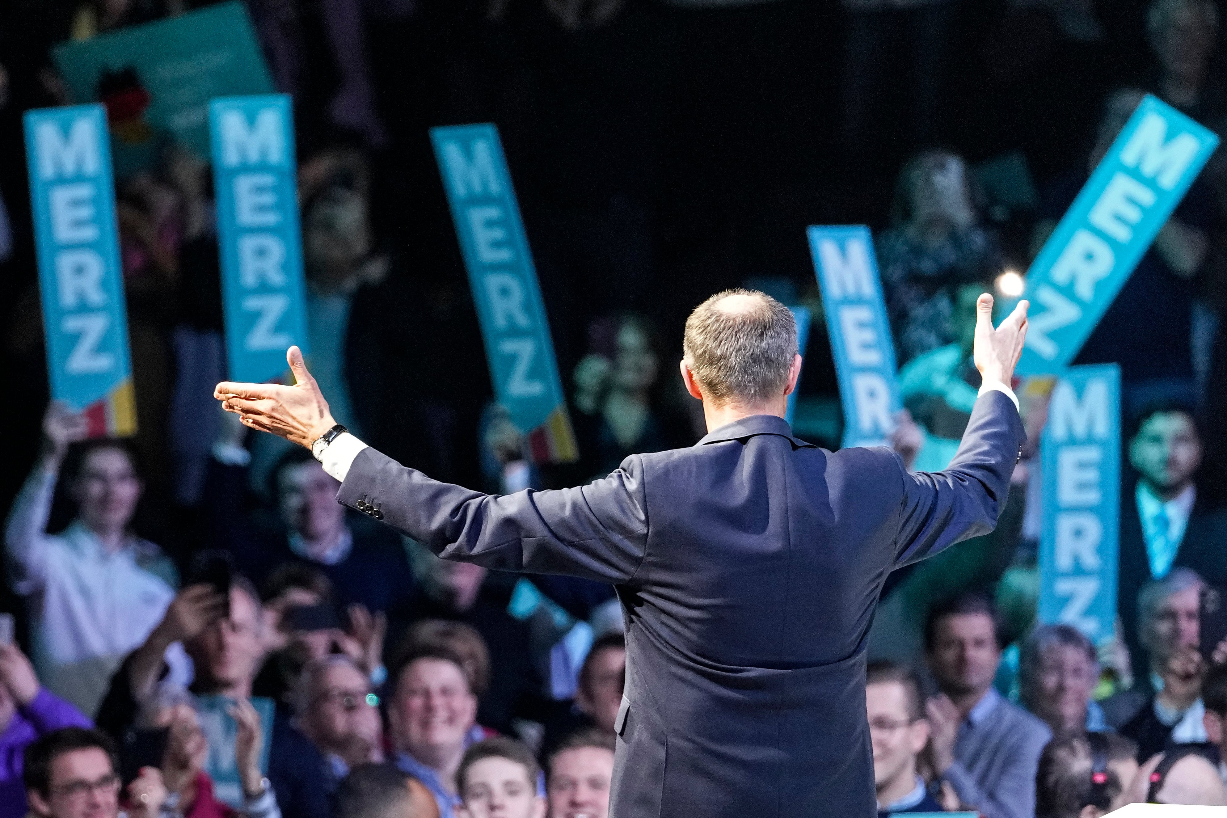 El candidato a canciller de la CDU / CSU, Friedrich Merz, en un mitin en Oberhausen, el 21 de febrero.