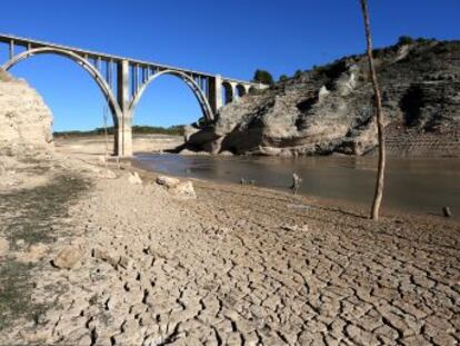 La temperatura en la región sube más rápido que en el resto del planeta. Un gran informe alerta de los riesgos para 500 millones de personas  sequías, falta de agua dulce y aumento del nivel del mar