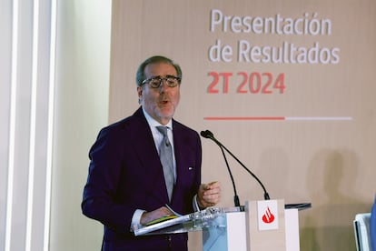 El consejero delegado del Banco Santander, Héctor Grisi, durante la presentación de los resultados del primer semestre 2024.